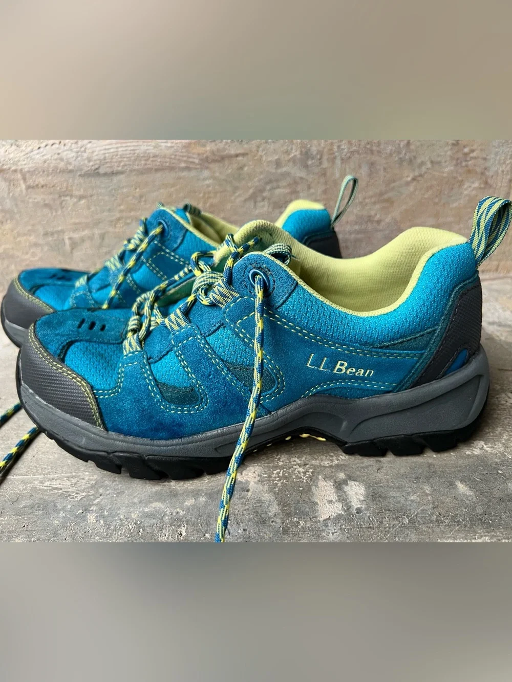 L.L. Bean Girls Kids Teal Lime Trail Sneakers Hiking Books Size 5